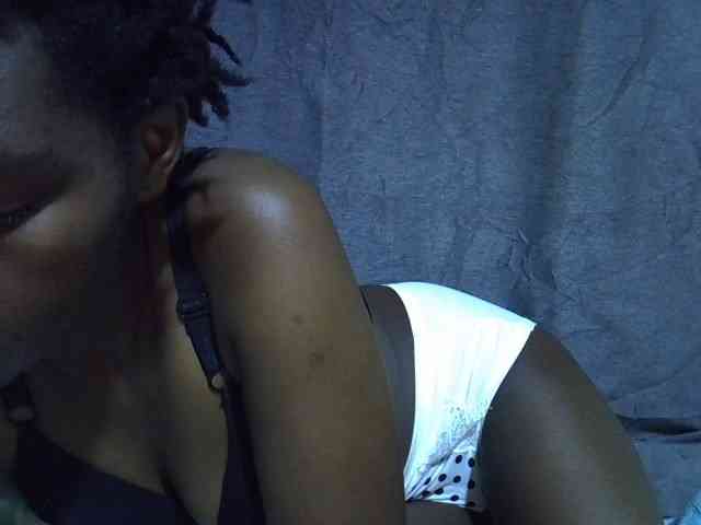 Cute-tamarah webcam
