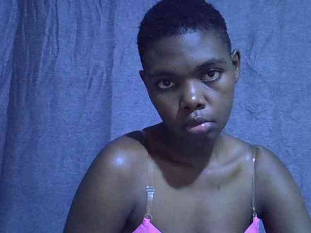 Cute-tamarah webcam