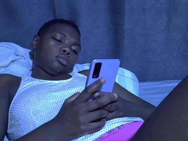 Cute-tamarah webcam