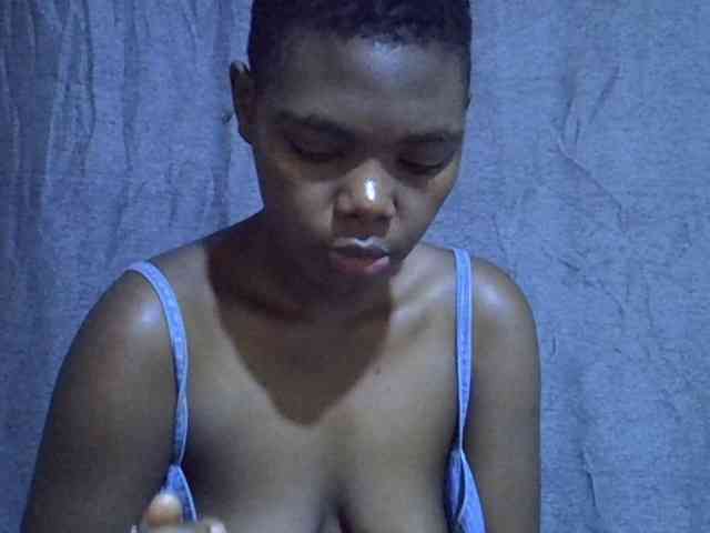 Cute-tamarah webcam