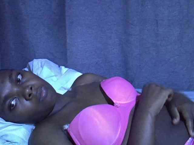 Cute-tamarah webcam