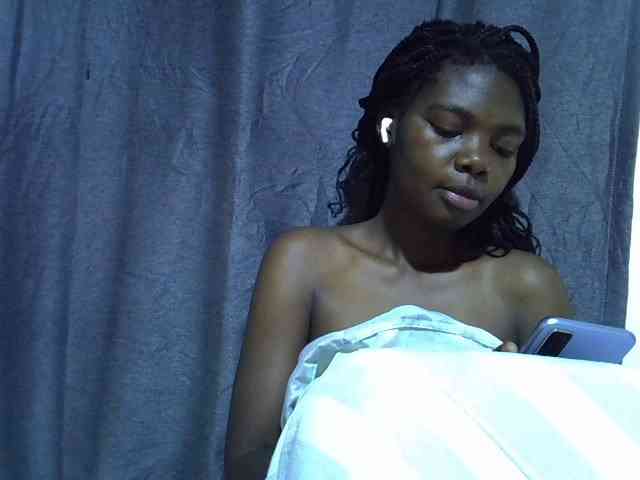 Cute-tamarah webcam