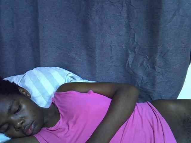 Cute-tamarah webcam