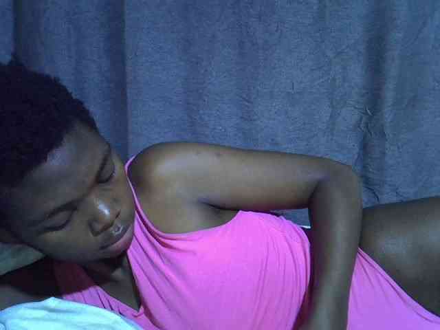 Cute-tamarah webcam
