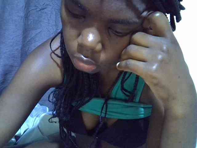 Cute-tamarah webcam