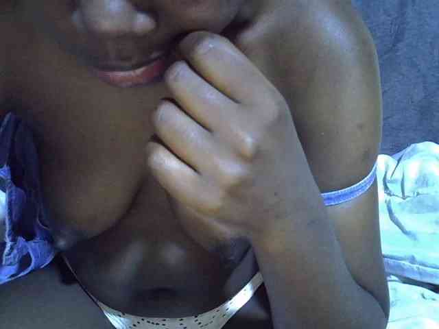 Cute-tamarah webcam