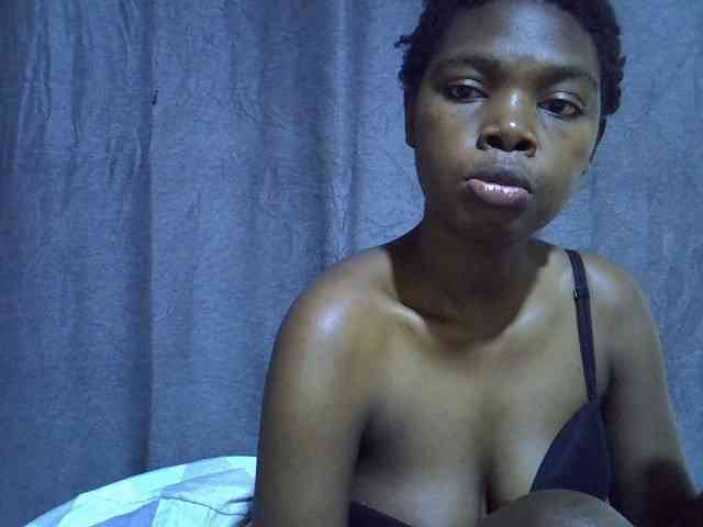 Cute-tamarah webcam