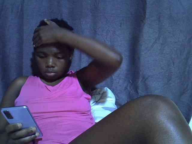 Cute-tamarah webcam