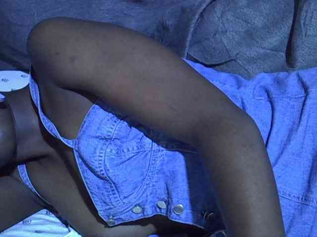 Cute-tamarah webcam