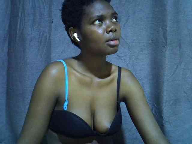 Cute-tamarah webcam