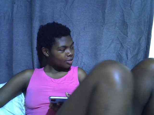 Cute-tamarah webcam