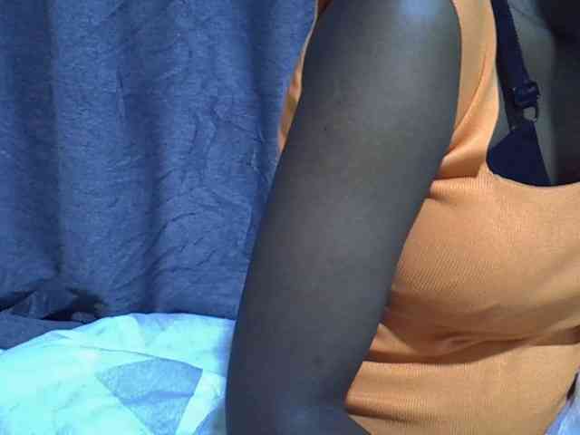 Cute-tamarah webcam