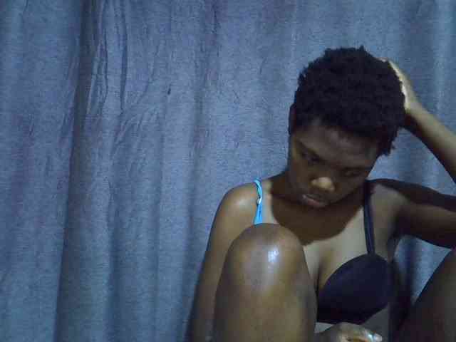 Cute-tamarah webcam
