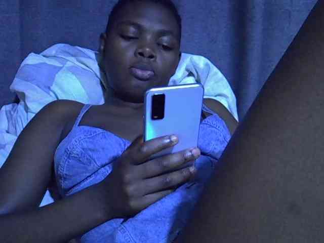 Cute-tamarah webcam