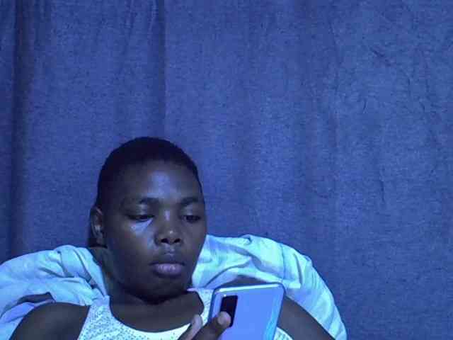 Cute-tamarah webcam