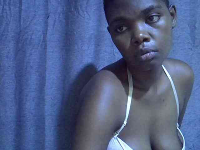 Cute-tamarah webcam