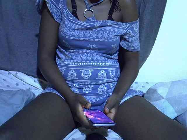 Cute-tamarah webcam