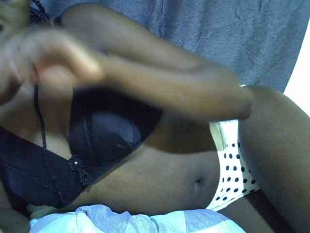 Cute-tamarah webcam