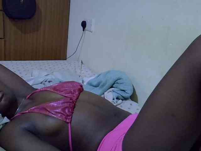 Cute-tamarah webcam