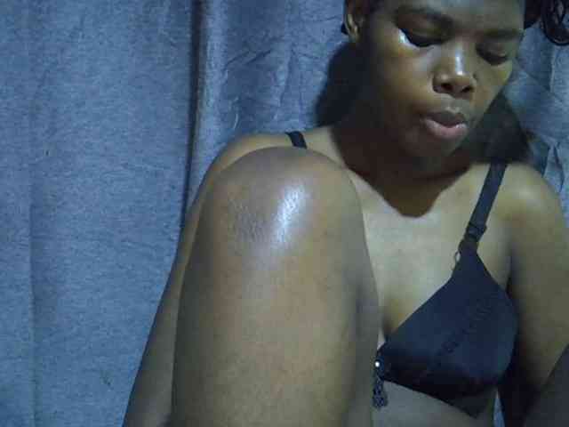 Cute-tamarah webcam