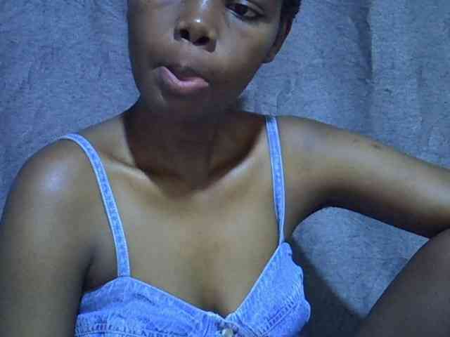 Cute-tamarah webcam