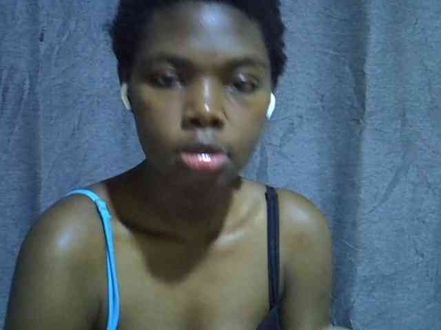 Cute-tamarah webcam
