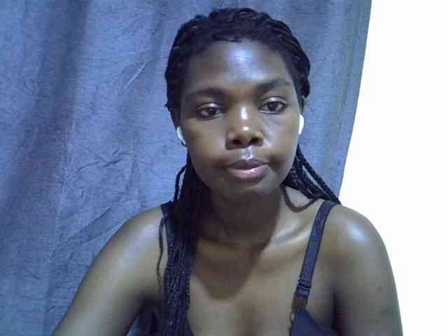 Cute-tamarah webcam