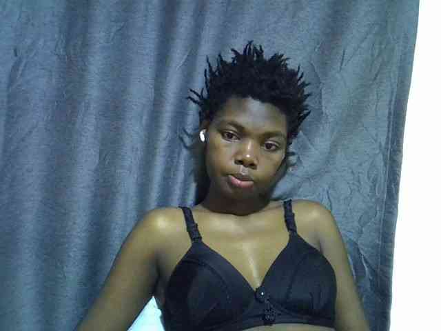 Cute-tamarah webcam