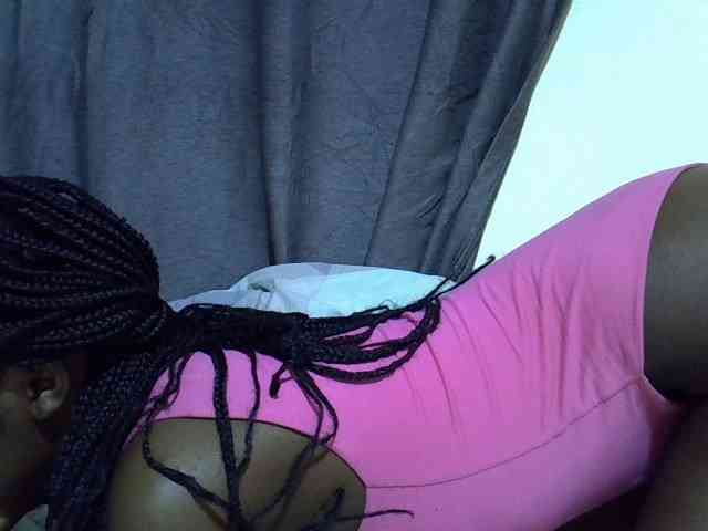Cute-tamarah webcam