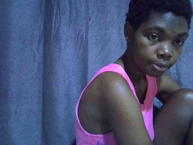 Cute-tamarah webcam