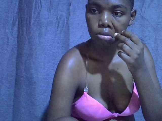 Cute-tamarah webcam