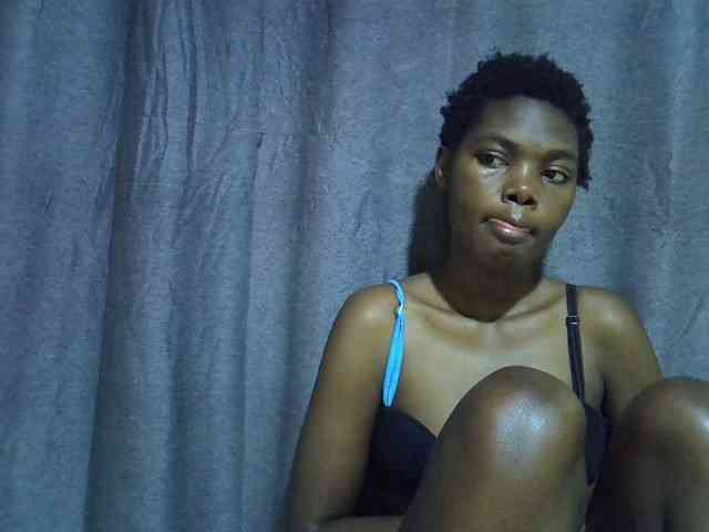 Cute-tamarah webcam