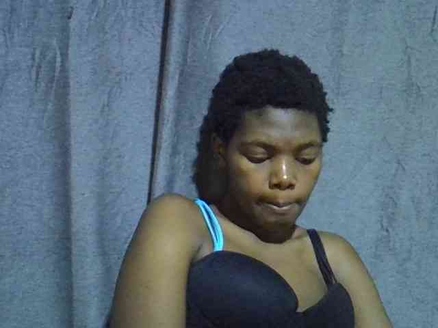 Cute-tamarah webcam