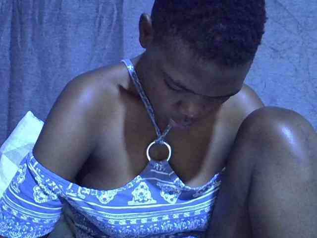 Cute-tamarah webcam