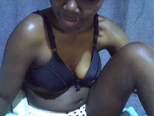 Cute-tamarah webcam