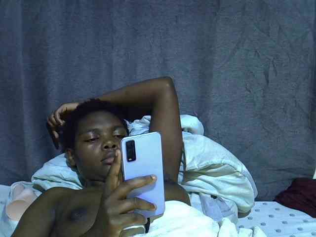 Cute-tamarah webcam