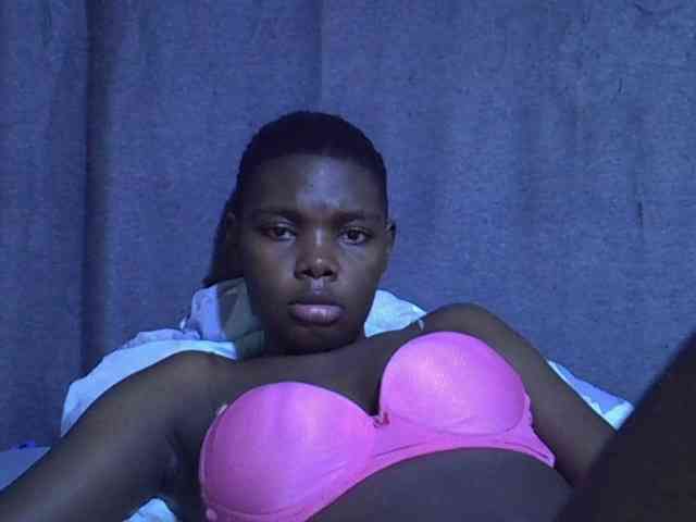 Cute-tamarah webcam