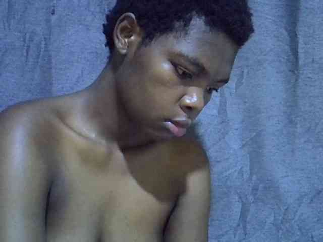 Cute-tamarah webcam