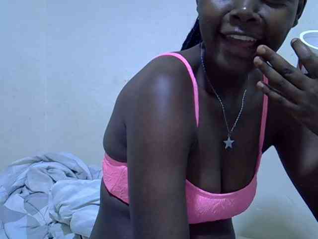 Cute-tamarah webcam