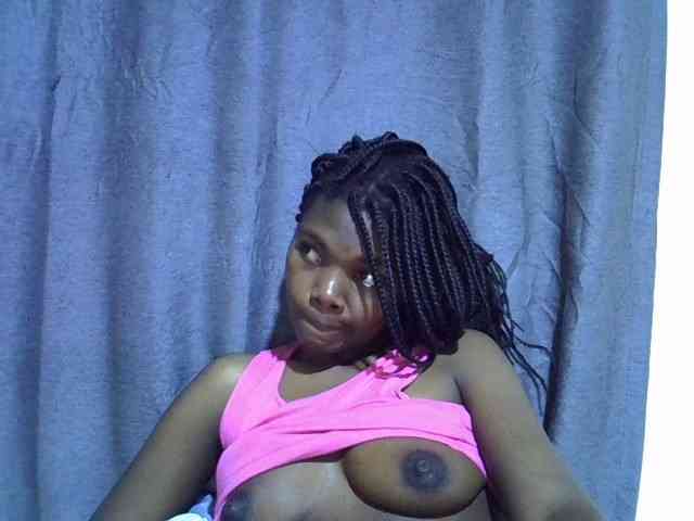 Cute-tamarah webcam