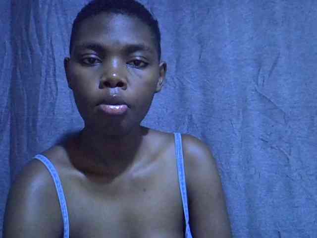 Cute-tamarah webcam