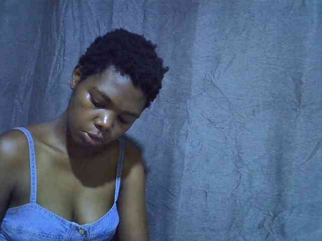 Cute-tamarah webcam