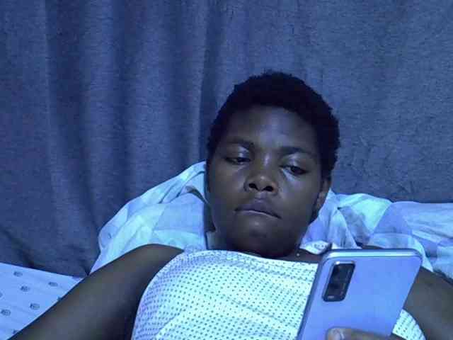 Cute-tamarah webcam