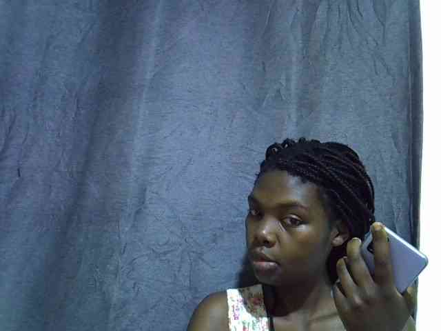 Cute-tamarah webcam