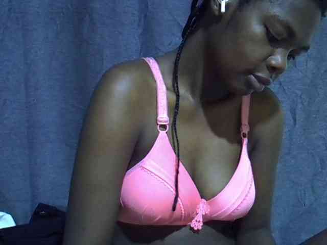 Cute-tamarah webcam