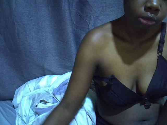 Cute-tamarah webcam