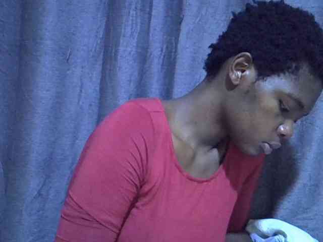 Cute-tamarah webcam