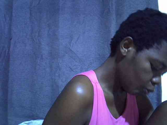 Cute-tamarah webcam