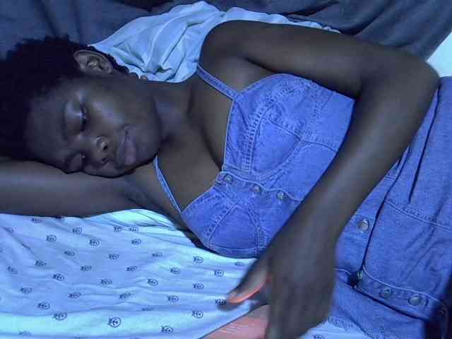 Cute-tamarah webcam