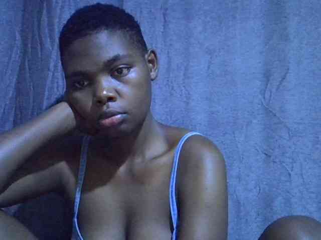 Cute-tamarah webcam